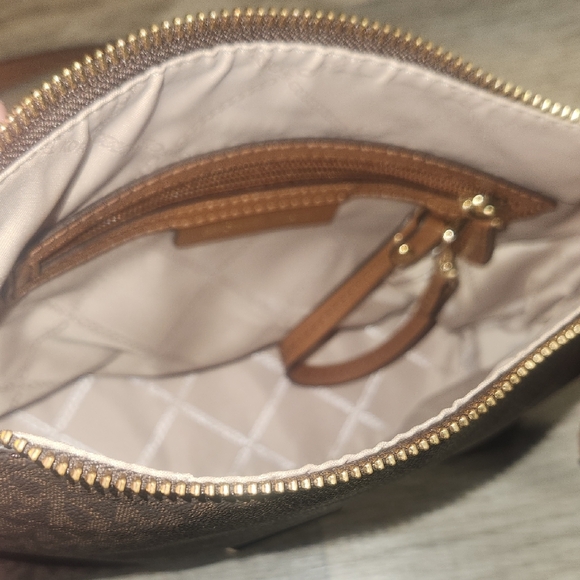 Michael Kors Dark Brown and Tan Crossbody Bag - Picture 12 of 13